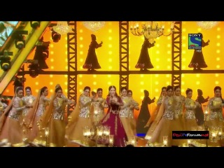 Мадхури Дикшит выступление на 59th Filmfare Awards 2014!