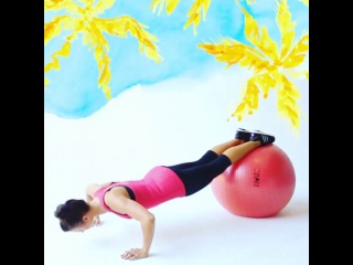 SNEAK PEEK: Hit the play button to see what kinda moves are install for our #WorkoutWednesday video LIVE tomorrow @ 9am on the #lornajane YouTube channel #movenourishbelieve #activeliving