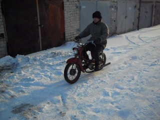 Ява 05, работа двигателя, езда по снегу