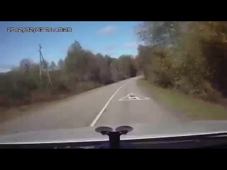 Просто жесть Репетиция к отдыху в Крыму!! Хахаха прикол вообще жесть. Проститутка приехала на велосипеде и сразу начала сосать у мужика, от трогал её ножки за пизду, в рот кочил, а потом раком трахнул нагпул в постели молоденькие солодая писька с сиськами шалава, пьяная наркоманка сосётся бухая обдолбаная шалава, блядь полная, трусики и трах, секс и кончил сперма, прикол 100500 ржач смешно, угар