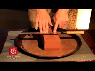 Заточка традиционного японского ножа на водных камнях. Мастер-класс Кодзи Хаттори.