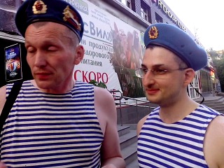 Десантники опустили Вадима Шлахтера, и всю его инфошайку мошенников