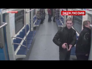 Вот бляди. суки конченные не за что парня расстреляли мрази.