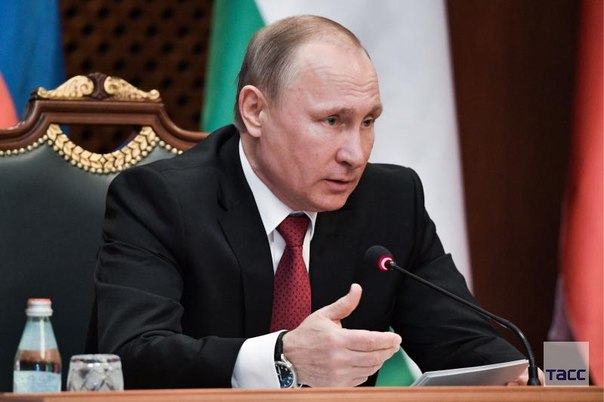Россия продолжит курс на снижение налогового бремени на бизнес, заявил Владимир Путин: