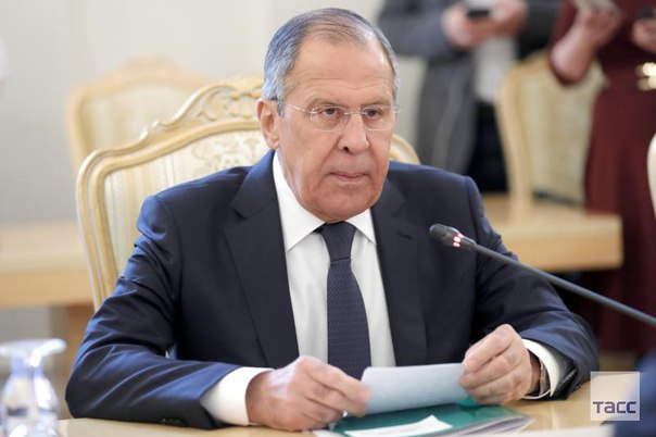Россия негативно относится к открытию посольства США в Иерусалиме, заявил Сергей Лавров.