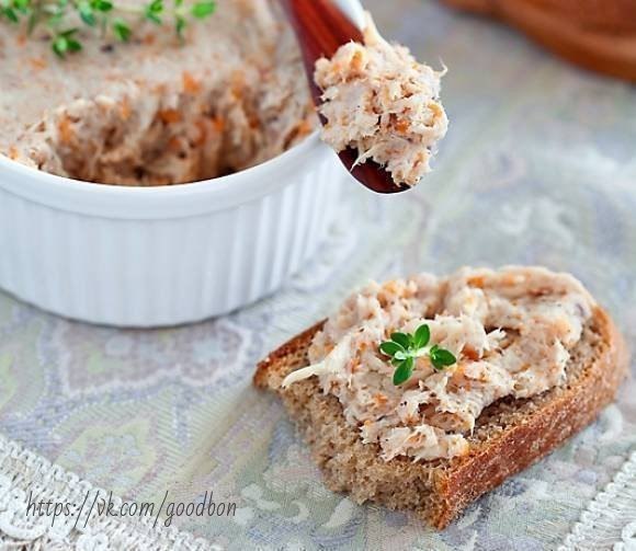 Полезный паштет из курицы и моркови 
