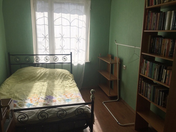Привет! <br><br>Сдам уютную комнату в 2-х комнатной квартире (во 2-ой комнате живу я):<br><br>1. метро Домодедовская (5-7 минут от дома);<br>2. 20 000 + коммунальные (свет, вода)<br>3. на длительный срок;<br>4. в квартире есть все необходимое; <br><br>По всем вопросам пишете в личные сообщения. - фото Фото: Привет! <br><br>Сдам уютную комнату в 2-х комнатной квартире (во 2-ой комнате живу я):<br><br>1. метро Домодедовская (5-7 минут от дома);<br>2. 20 000 + коммунальные (свет, вода)<br>3. на длительный срок;<br>4. в квартире есть все необходимое; <br><br>По всем вопросам пишете в личные сообщения.