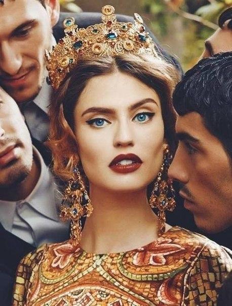 Думаю, откуда дует! ... а это мужчины свистят про верность!