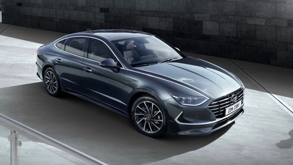 Hyundai не утерпел до открытия апрельского автосалона в Нью-Йорке и показал новый седан Sonata уже сейчас. 