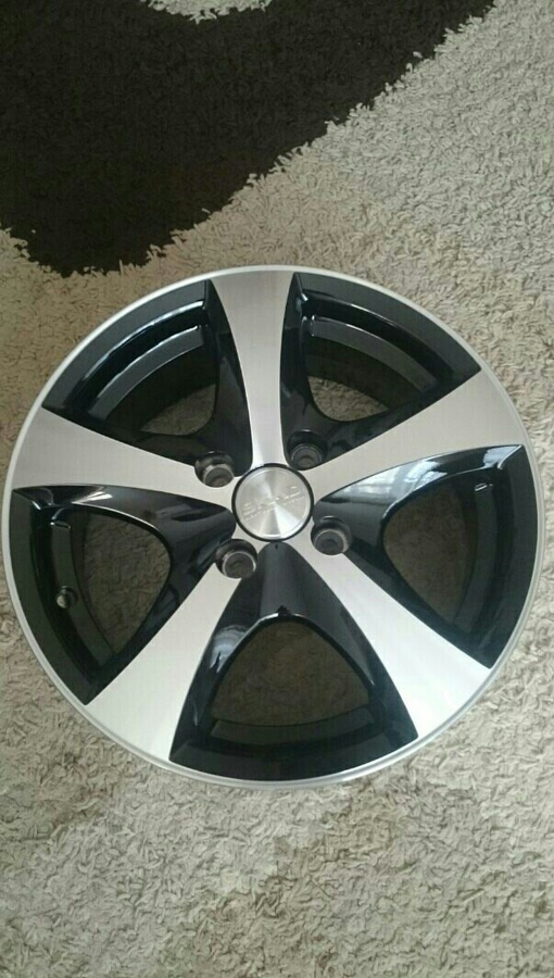 tK7BwGDMxp0.jpg