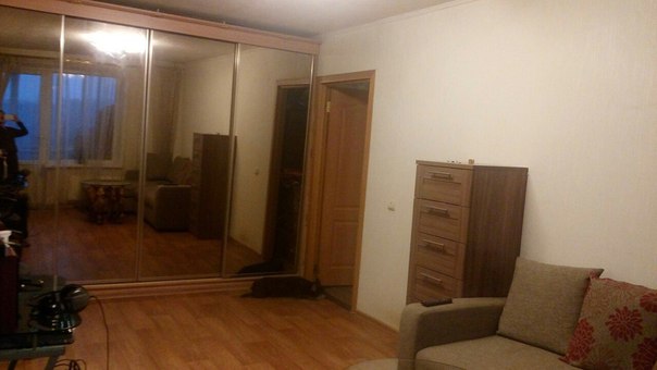 Сдаю в Москве , ул Зеленоградская,двухкомнатную квартиру . метро Речной вокзал 15 мин. транспорт.<br>От жд станции Ховрино пешком 5 минут, от Ховрино до ст. метро Петровско-Разумовское 7 мин, до станции Комсомольская 15 мин.. Квартира чистая в хорошем состоянии. Санузел совместный, застекленная лоджия, квартира стильная и очень уютная, полностью с мебелью и бытовой техникой ( холодильник, духовой шкаф, плита стеклокерамика, стиральная машина). Сдаю 38 т.р. + свет, энергия по счетчикам, депозит 38т.р., (БЕЗ КОМИССИИ от собственника.) Сдам только адекватным людям, не курящим(в квартире), не пьющим.<br>89169283448 - фото Фото: Сдаю в Москве , ул Зеленоградская,двухкомнатную квартиру . метро Речной вокзал 15 мин. транспорт.<br>От жд станции Ховрино пешком 5 минут, от Ховрино до ст. метро Петровско-Разумовское 7 мин, до станции Комсомольская 15 мин.. Квартира чистая в хорошем состоянии. Санузел совместный, застекленная лоджия, квартира стильная и очень уютная, полностью с мебелью и бытовой техникой ( холодильник, духовой шкаф, плита стеклокерамика, стиральная машина). Сдаю 38 т.р. + свет, энергия по счетчикам, депозит 38т.р., (БЕЗ КОМИССИИ от собственника.) Сдам только адекватным людям, не курящим(в квартире), не пьющим.<br>89169283448