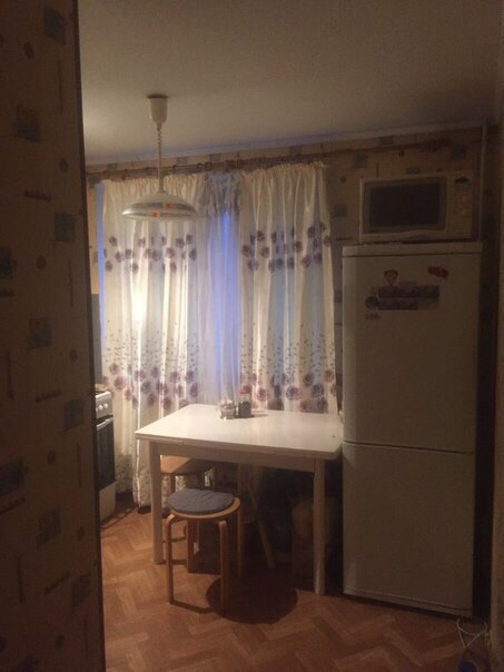 Фото: Сдаётся койко-место в 2-х комнатной квартире для трёх трудоустроенных женщин! Имеется всё необходимое для проживания! <br>В пешей доступности метро Багратионовская и Филёвский парк.<br>Оплата со всеми ком. услугами - 10000р.<br> Харченко