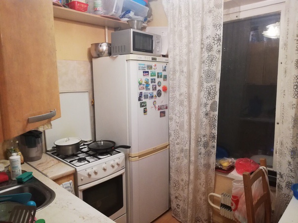Для одной девушки на длительный срок сдается комната изолированная около 20м кв, в 2х ком квартире , в 8 мин ходьбы от м Южная. В 5 мин ТЦ с кинотеатром, также в 13 мин ТЦ Каламбус (Окей, кинотеатр, одежда и тп), удобное расположение, тихий район. Стоимость 17500+интернет и свет. Депозит за посл месяц - можно разбить на 2-3 части, если накладно. Без животных. Сосед я, 32 года, работаю, Не курю, тихий, адекватный, уважаю личное пространство. Комната свободна.<br><br> - фото Фото: Для одной девушки на длительный срок сдается комната изолированная около 20м кв, в 2х ком квартире , в 8 мин ходьбы от м Южная. В 5 мин ТЦ с кинотеатром, также в 13 мин ТЦ Каламбус (Окей, кинотеатр, одежда и тп), удобное расположение, тихий район. Стоимость 17500+интернет и свет. Депозит за посл месяц - можно разбить на 2-3 части, если накладно. Без животных. Сосед я, 32 года, работаю, Не курю, тихий, адекватный, уважаю личное пространство. Комната свободна.<br><br>
