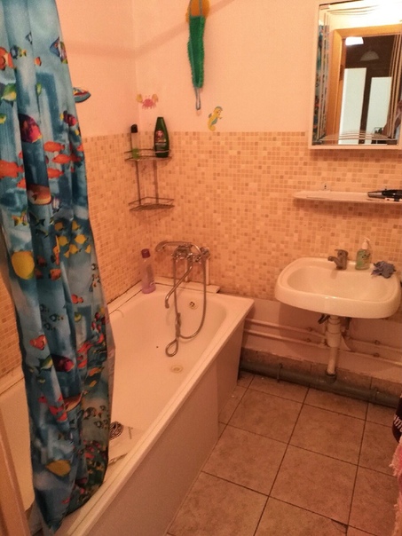 Сдается: Комната в двухкомнатной квартире. Комната -20 кв.м., Квартира- 60 кв.м. <br>Адрес: Мирской Проезд <br>Ближайшее метро: Метро Новокосино . 15 мин пешком или 4 минуты на автобусе. <br>Стоимость: 16 000 руб + Свет, вода и вывоз мусора ( 17 000 руб ) Оплата за первый и последний месяц.<br>Дополнительно: 11 этаж. В квартире присутствует вся мебель , кроме комнаты. <br>В комнате минимум мебели, точнее есть только диван ). <br>Контакты: Пишите в личку. <br>Фотографии: (до 10 штук) <br>Ищу соседей в комнату в двухкомнатной квартире . Собственник адекватный, появляется редко. Я , человек порядочный, в основном все время на работе. Хотелось бы видеть в качестве соседа девушку или парня.<br><br> - фото Фото: Сдается: Комната в двухкомнатной квартире. Комната -20 кв.м., Квартира- 60 кв.м. <br>Адрес: Мирской Проезд <br>Ближайшее метро: Метро Новокосино . 15 мин пешком или 4 минуты на автобусе. <br>Стоимость: 16 000 руб + Свет, вода и вывоз мусора ( 17 000 руб ) Оплата за первый и последний месяц.<br>Дополнительно: 11 этаж. В квартире присутствует вся мебель , кроме комнаты. <br>В комнате минимум мебели, точнее есть только диван ). <br>Контакты: Пишите в личку. <br>Фотографии: (до 10 штук) <br>Ищу соседей в комнату в двухкомнатной квартире . Собственник адекватный, появляется редко. Я , человек порядочный, в основном все время на работе. Хотелось бы видеть в качестве соседа девушку или парня.<br><br>