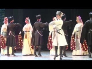 Георгий Тибилов и Зарина Канатова - Осетинский плавный танец (темы хонга и зилга)