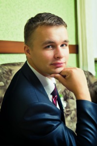 Виктор Белоусов