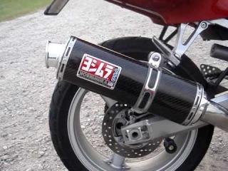 Kawasaki ZZR600 Revving with Yoshimura exhaust