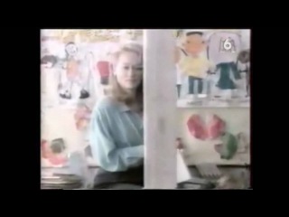 Meryl Streep can't stop singing & singing & singing...