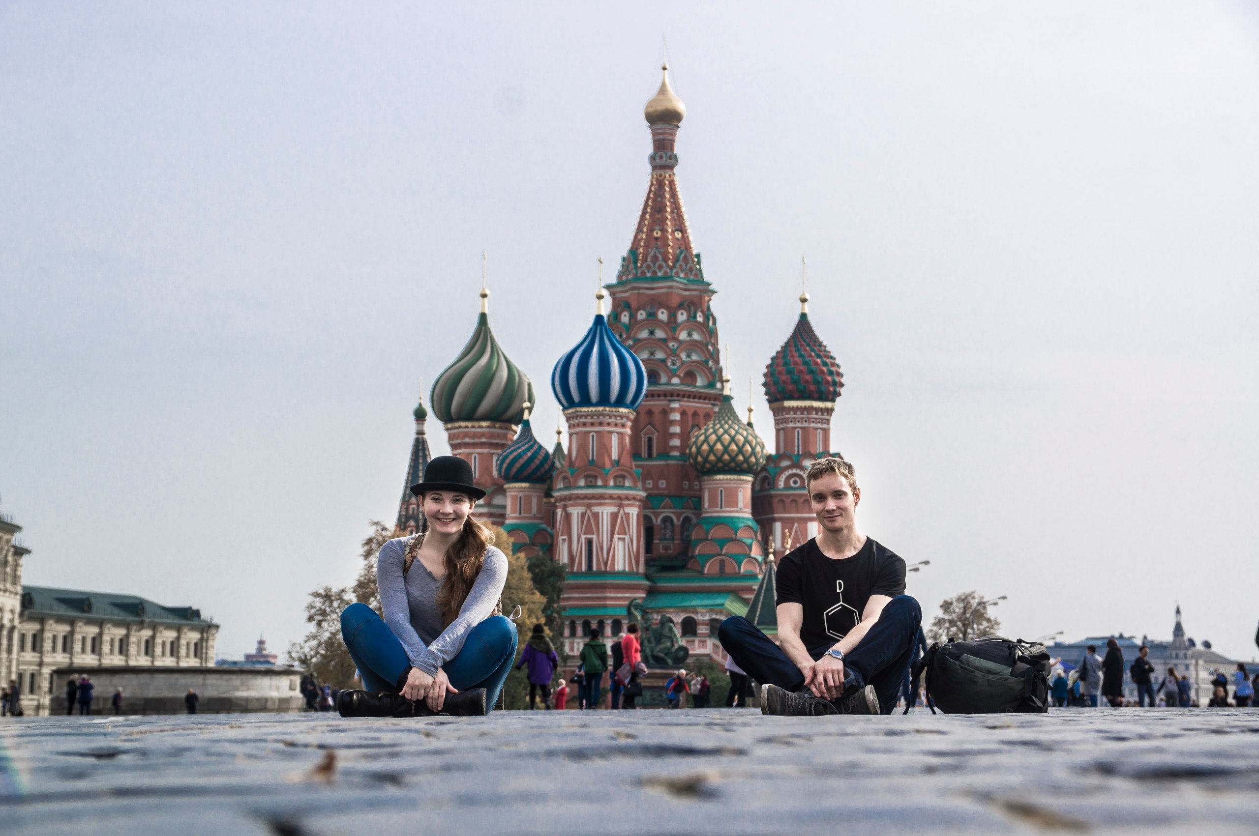 Месяц в москве