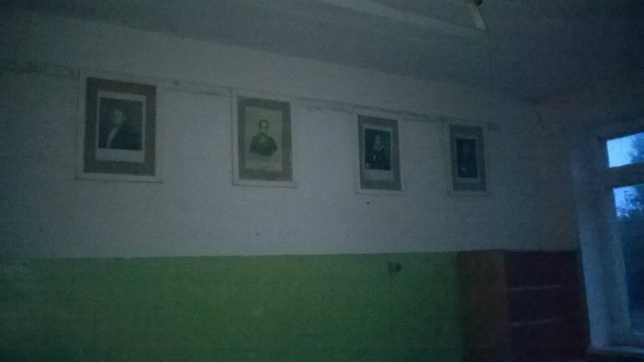 Заброшенная школа