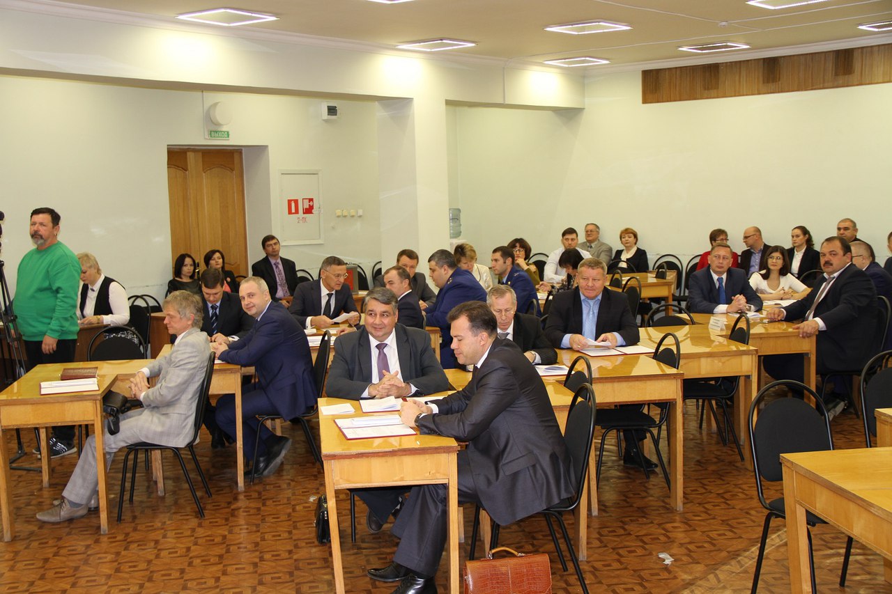 Чепрасову не стыдно за предыдущий срок. Новый-старый глава исполнительной власти Балакова избран единогласно. Фото