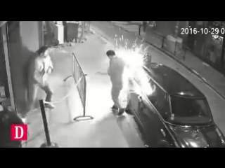 Ми попереджаємо - паління дуже шкодить вам!