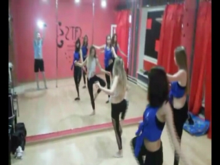 #тренерАннаЛев - стрип пластика в Димитровграде - Anna Lev - Plastik Dance - фитнес - стретчинг