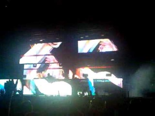Tiesto @ Solar Dance Arena Nesebar-Bong Into Darkness & Just Can't Stay Away & Zero 76