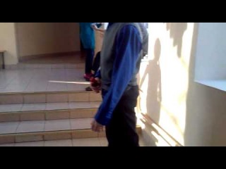 мальчик дрочит в школе