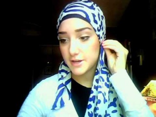 Hijab Tutorial #6 (Blue Zibra Wrap)