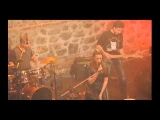 serenay sarıkaya feat. i'llegal - İsyan (kamera arkası)