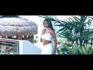 Kaun Main Haan Tum - Ajnabee- Коварный незнакомец (2001) *HD* Music Videos