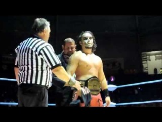 Bestia 666 vs Hijo de Rey Misterio Por El Campeonato WWO Tijuana 2013! by.Diiego