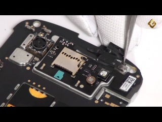 BlackBerry Bold 9900 - как разобрать телефон и из чего он состоит