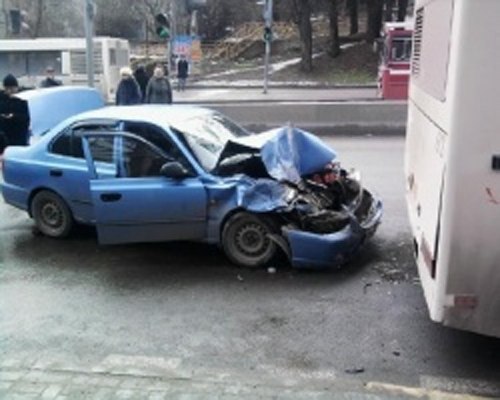Автобус с шахтерами попал в дтп