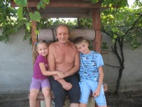 Иван Николаев