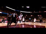 Lebron James dunk