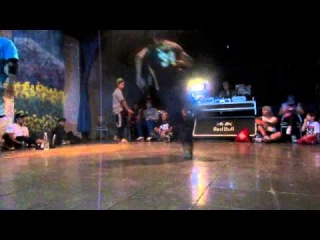 | vk.com/redbullbc1<< TOP BBOY CHILE 2013 FINAL BBOY DANI CHICO BBOY TOÑO VS BBOY QUINE BBOY SEBA| vk.com/redbullbc1<<