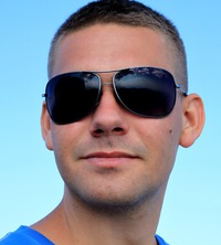 Антон Ларин