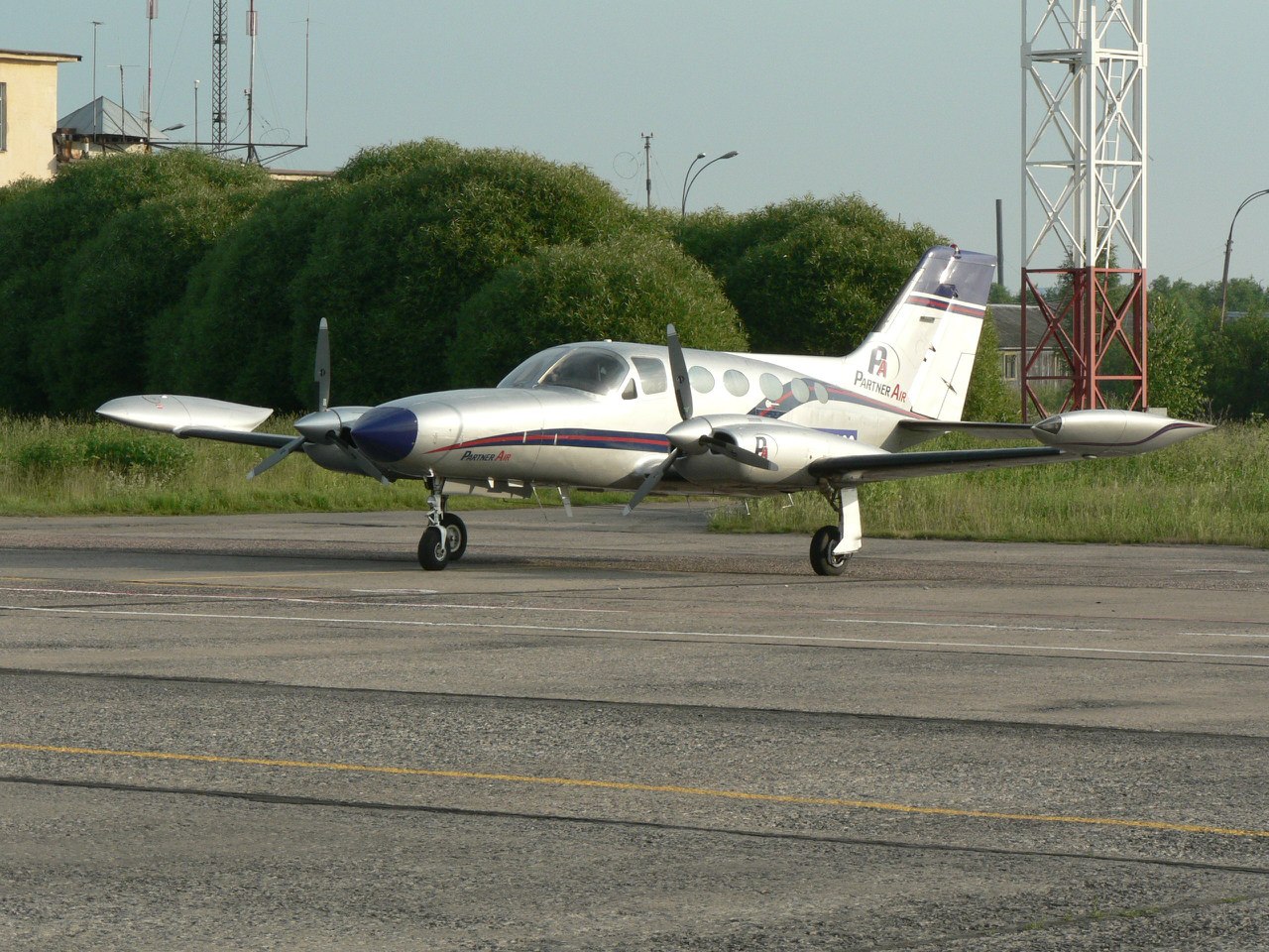 jVJBgq--E90.jpg