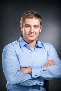 Александр Пономарев