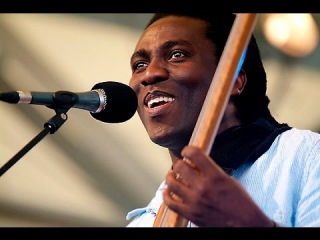 Richard Bona Amazing Bass SOLO!!!