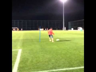 Aras Ozbiliz DAY 144: Some cardio and coordination with the ball..!!