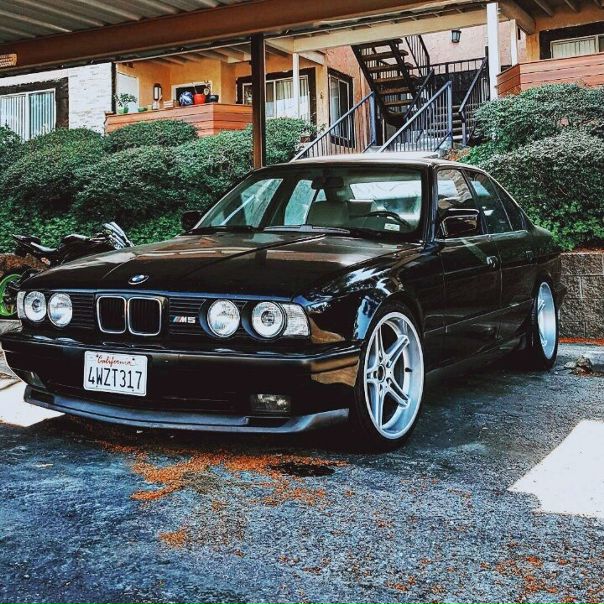 Легенда  #BMW M5 E34