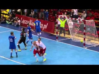 OOOOH ! Amazing goal in Futsal