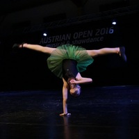 Алина Лаура-Ф