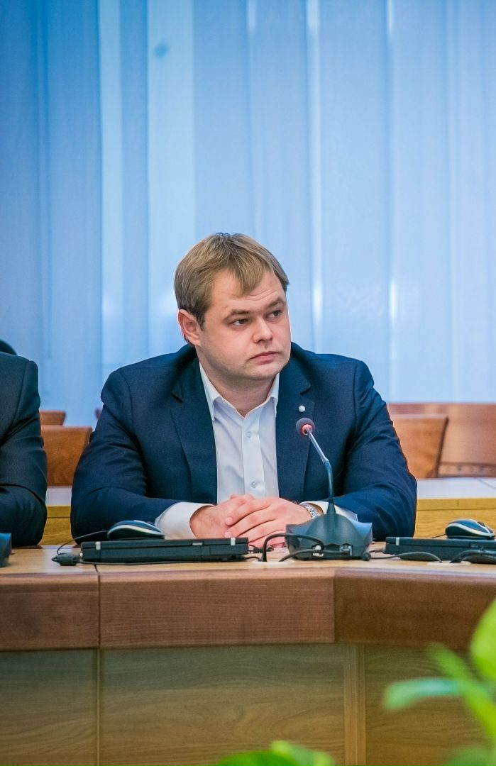 Богдан айсберг василенко