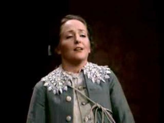 Frederica von Stade sings Cherubino's