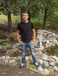 Гена Ларцев