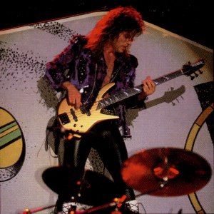 Kip Winger (основатель рок-группы Winger)